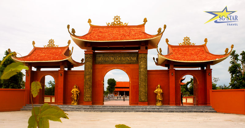 Khuôn viên Thiền viện Trúc Lâm Phương Nam