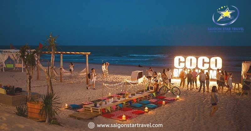 Ngắm hoàng hôn ở bãi biển tại Coco Beach Camp