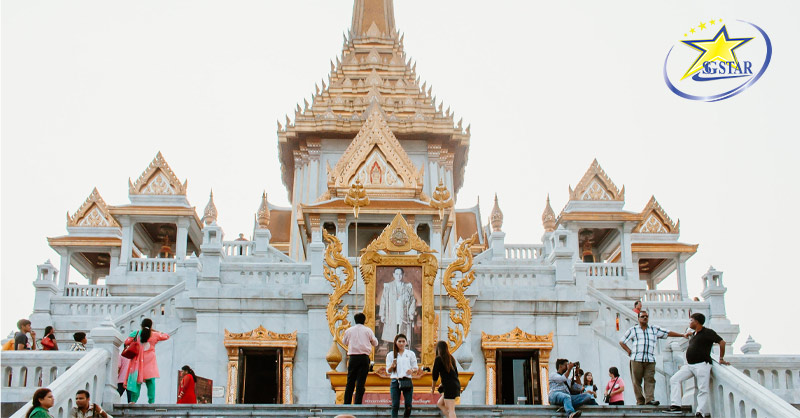 Tham quan Chùa Phật Vàng - Du lịch Thái Lan