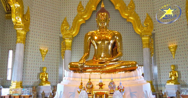 Wat Traimit Temple Thailand 2023