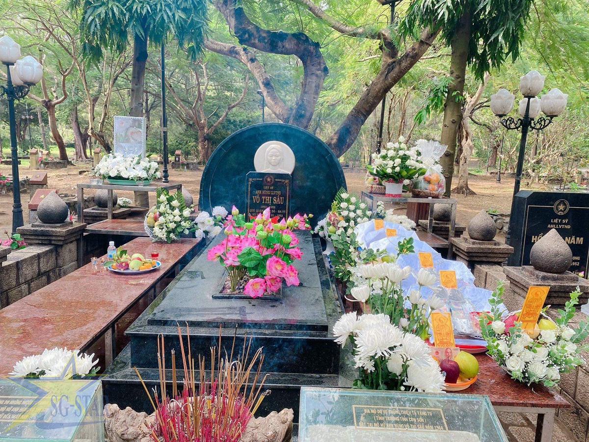Viếng thăm mộ Chị Võ Thị Sáu linh thiêng tại Côn Đảo