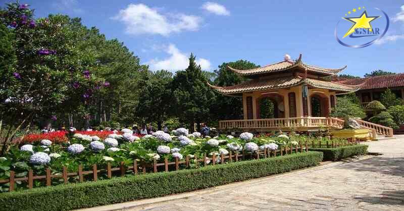 Thiền Viện Trúc Lâm - Tour Đà Lạt giá rẻ 3 ngày 2 đêm