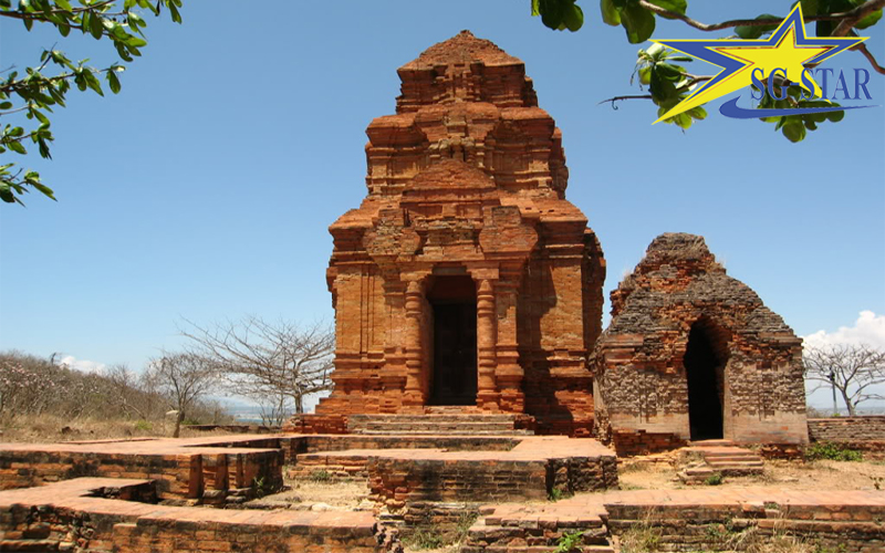 Tháp Chàm Poshanư - với lối kiến trúc độc lạ 