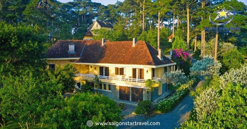 Không gian Ana Mandara Villas Dalat Resort & Spa nổi bật với phong cách Châu Âu 