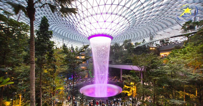 Khám phá sân bay Changi với kiến trúc độc đáo 