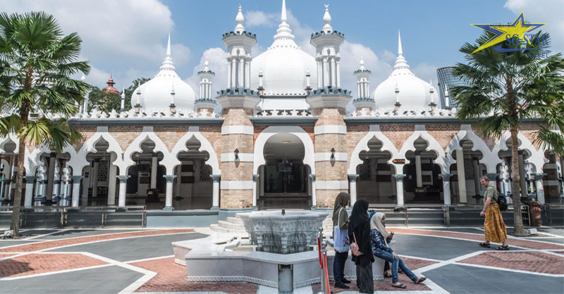 Thánh Đường Hồi Giáo Quốc Gia - Tour Malaysia Singapore 5 ngày 4 đêm - Tour Tết 2023