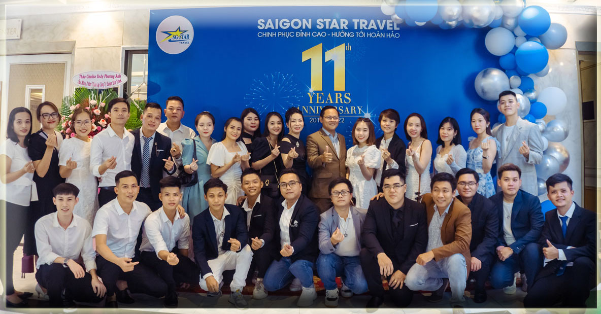 tap-the-nhan-vien-saigon-star-travel