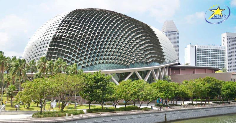 Nhà hát hiện đại bật nhất thế giới tại Singapore - Tour Du Lịch Singapore - Malaysia 6N5Đ