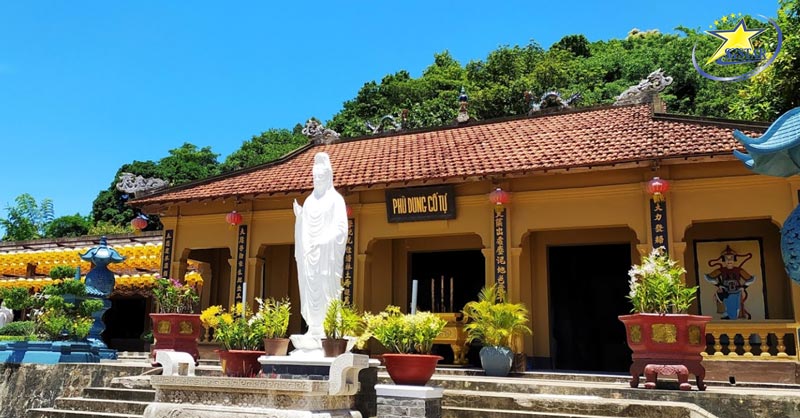 Chiêm bái chùa Phù Dung toạ lạc Chân núi Bình San - Hà Tiên