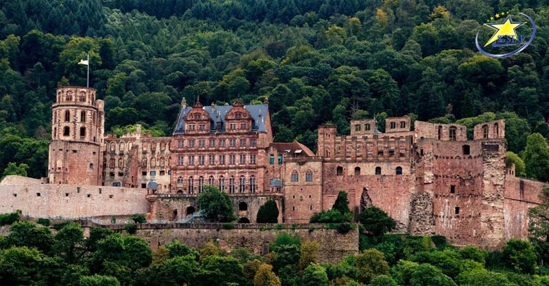 Ngắm nhìn lâu đài cổ Heidelberg