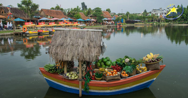 Trải nghiệm mua sắm và ăn uống tại chợ nổi Lembang - Tour du lịch Indonesia 4 ngày 3 đêm