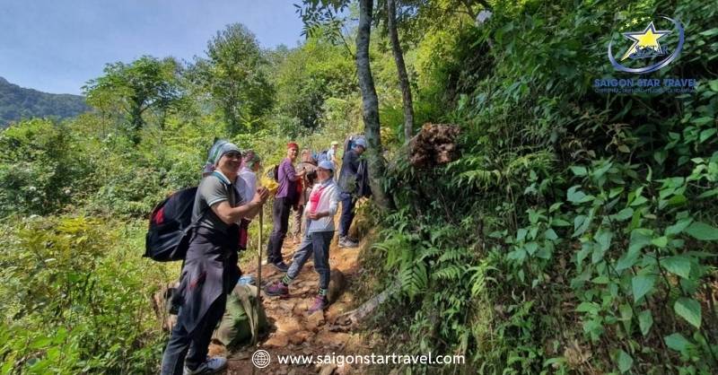 Chiêm ngưỡng cảnh đẹp kh trekking Tà Cù