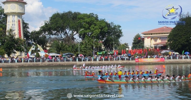 Hoạt động đua thuyền