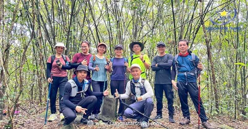 Trang bị cần thiết khi trekking Núi Tà Cú