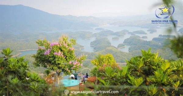 Tham quan và ngắm cảnh Hồ Tà Đùng - Tour Tà Đùng Buôn Ma Thuột 3 Ngày 3 Đêm