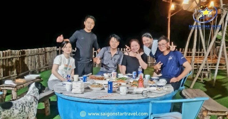 Trải nghiệm tiệc BBQ cùng bạn bè